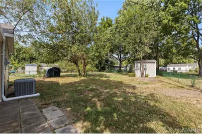 43 Saint Celeste Drive, Florissant, MO 63031 - Photo 19