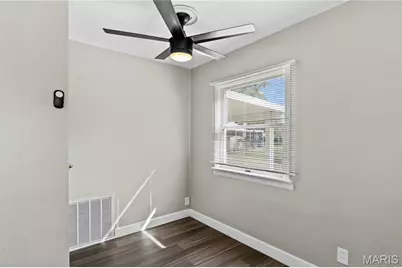 43 Saint Celeste Drive, Florissant, MO 63031 - Photo 7