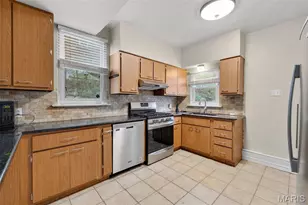 7424 Lansdowne Ave, Shrewsbury, MO 63119 - Photo 5