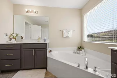 721 Creek View Drive, Fenton, MO 63026 - Photo 37