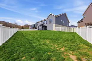 721 Creek View Dr, Fenton, MO 63026 - Photo 9