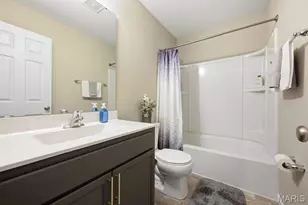 721 Creek View Dr, Fenton, MO 63026 - Photo 15