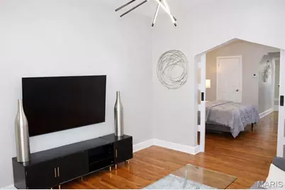 1401 E Prairie Avenue, Saint Louis, MO 63107 - Photo 7