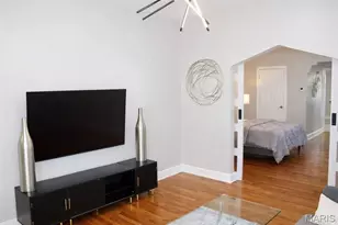 1401 E Prairie Ave, Saint Louis, MO 63107 - Photo 7