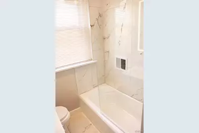 1401 E Prairie Avenue, Saint Louis, MO 63107 - Photo 15