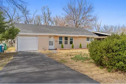 6813 Saint Olaf Drive, Berkeley, MO 63134 - Photo 3