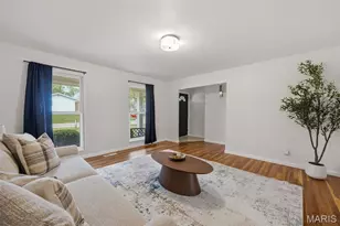 4394 Satiris Dr, Florissant, MO 63033 - Photo 7