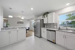 4394 Satiris Dr, Florissant, MO 63033 - Photo 17