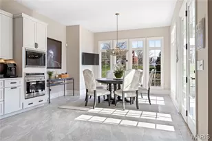 1215 Devonworth Dr, Town and Country, MO 63017 - Photo 25