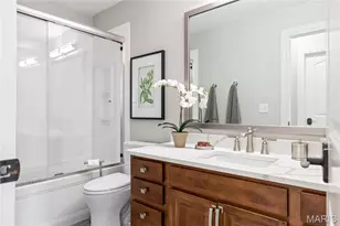 1215 Devonworth Dr, Town and Country, MO 63017 - Photo 45