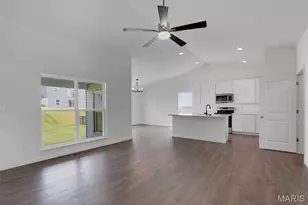 431 Yellow Rose Ct, Wentzville, MO 63385 - Photo 17