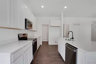 431 Yellow Rose Ct, Wentzville, MO 63385 - Photo 15