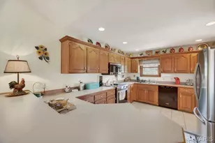 18511 Oak Tree Ln, Phillipsburg, MO 65722 - Photo 9