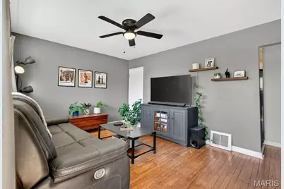 655 Loyola Drive, Florissant, MO 63031 - Photo 3