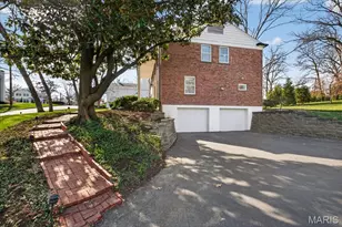 61 York Dr, Brentwood, MO 63144 - Photo 35