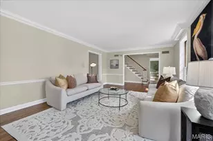 61 York Dr, Brentwood, MO 63144 - Photo 9