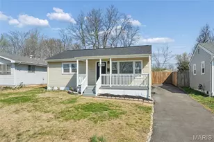 401 Hillcrest Blvd, Ballwin, MO 63021 - Photo 3