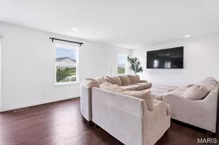 204 Charlestowne Place Dr, Saint Charles, MO 63301 - Photo 5