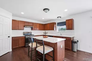 204 Charlestowne Place Dr, Saint Charles, MO 63301 - Photo 9