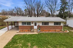 765 Kostka Ln, Florissant, MO 63031 - Photo 3