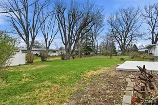 765 Kostka Ln, Florissant, MO 63031 - Photo 27