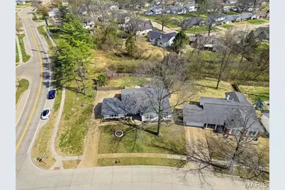 1204 Cedar Creek Road, Chesterfield, MO 63017 - Photo 5