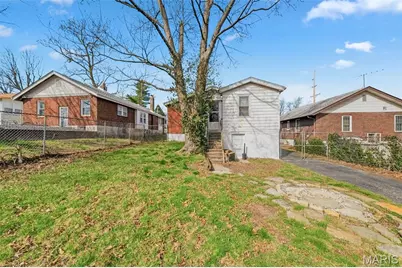 2408 Charlack Avenue, Overland, MO 63114 - Photo 35