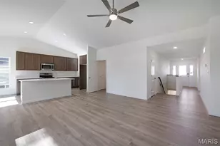 613 Tull Ct, Wentzville, MO 63385 - Photo 9