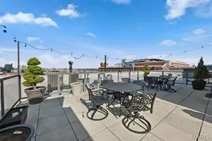 1627 Locust St, Saint Louis, MO 63103 - Photo 21