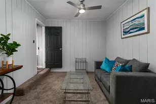 10231 Monarch Dr, Saint Louis, MO 63136 - Photo 13