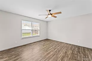 690 Glen Eagle Dr, Troy, MO 63379 - Photo 11