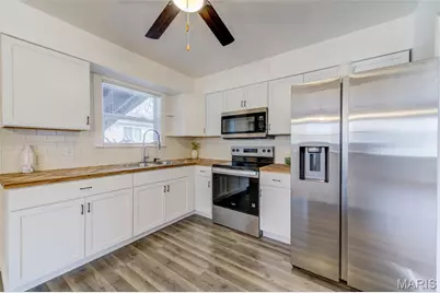 3406 Saint Thomas More Place, Bel-Ridge, MO 63121 - Photo 7