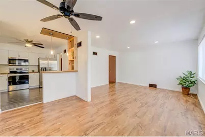 3406 Saint Thomas More Place, Bel-Ridge, MO 63121 - Photo 5