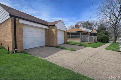 6100 Carlsbad Avenue, Saint Louis, MO 63116 - Photo 3