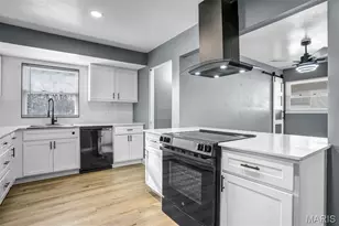 506 Dornoch Dr, Saint Louis, MO 63137 - Photo 11