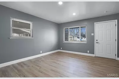 506 Dornoch Drive, Saint Louis, MO 63137 - Photo 3