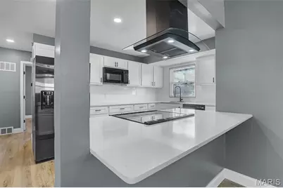 506 Dornoch Drive, Saint Louis, MO 63137 - Photo 9