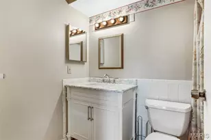 4298 Chateau De Ville Dr, Unincorporated, MO 63129 - Photo 21