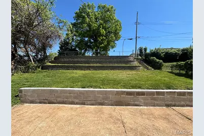 3733 Louis Street, Saint Louis, MO 63116 - Photo 3