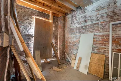 1512 Palm Street, Saint Louis, MO 63107 - Photo 25