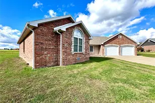 2206 Cherry Blossom Cir Circle, Lebanon, MO 65536 - Photo 15