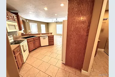 2206 Cherry Blossom Cir. Circle, Lebanon, MO 65536 - Photo 37