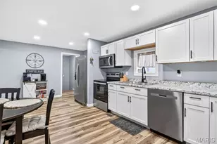 24 Summit St, Bonne Terre, MO 63628 - Photo 5