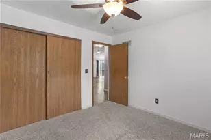 2052 Waybridge Ln, Fenton, MO 63026 - Photo 9