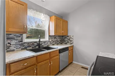 2052 Waybridge Lane, Fenton, MO 63026 - Photo 17