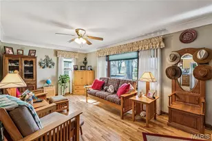 2275 Charbonier Rd, Florissant, MO 63031 - Photo 9