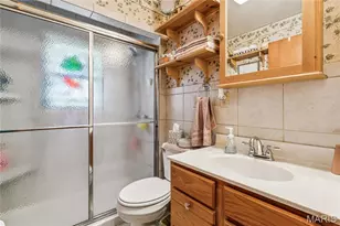 2275 Charbonier Rd, Florissant, MO 63031 - Photo 19