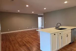 692 Hummingbird Ln, Hannibal, MO 63401 - Photo 17