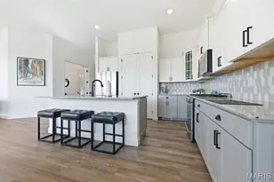 8012 Cotswald Trl, Cottleville, MO 63304 - Photo 17