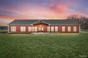 101 McIntyre Ln, Silex, MO 63377 - Photo 1